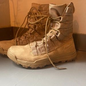 Nike combat boots